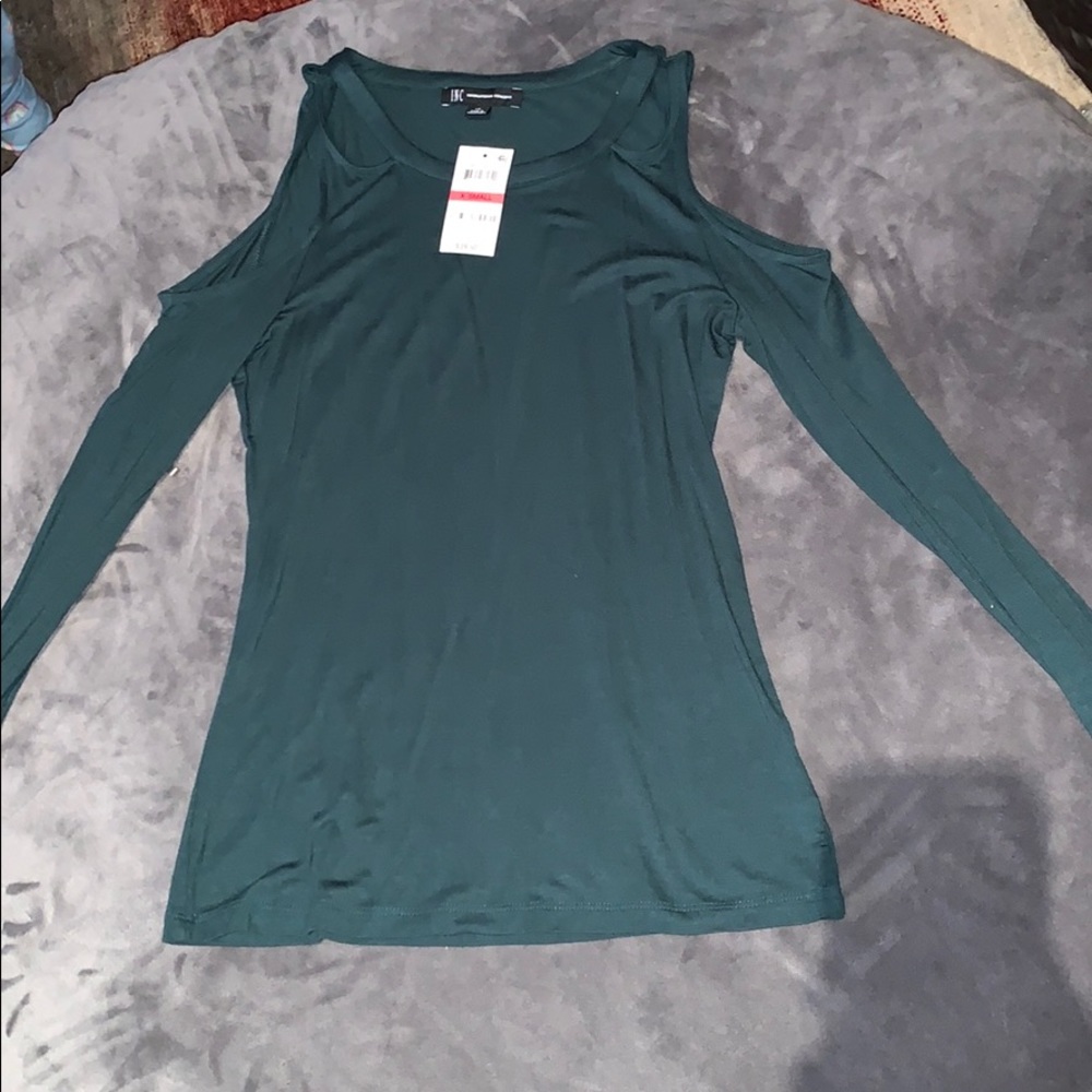 Women’s long sleeve shirt